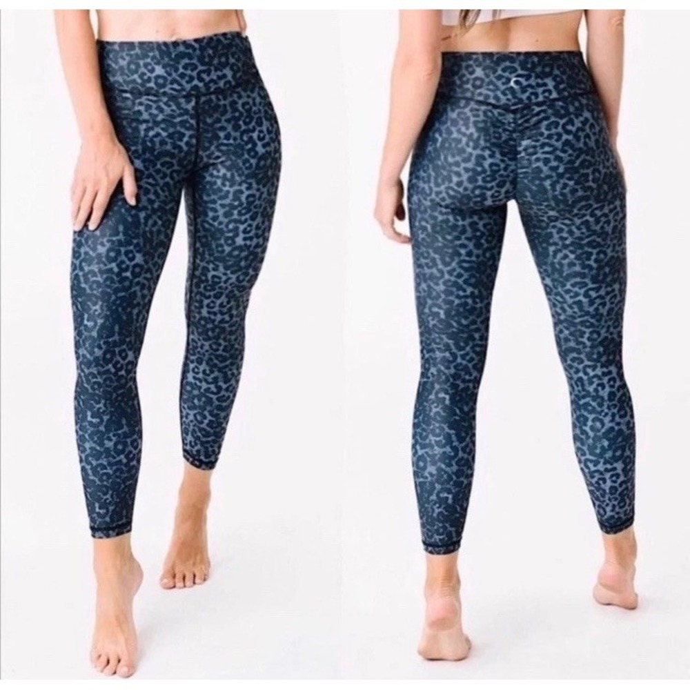 Zyia Active Stone Leopard Scrunch Light LUXE‎ Leggings Women's Size 6-8 Athletic